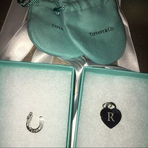 Tiffany cos Charms HorseShoes & “R” Hearts